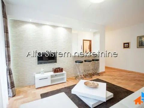 Rent, two bedroom apartment, 60m², Stari Grad, Beograd - image 4