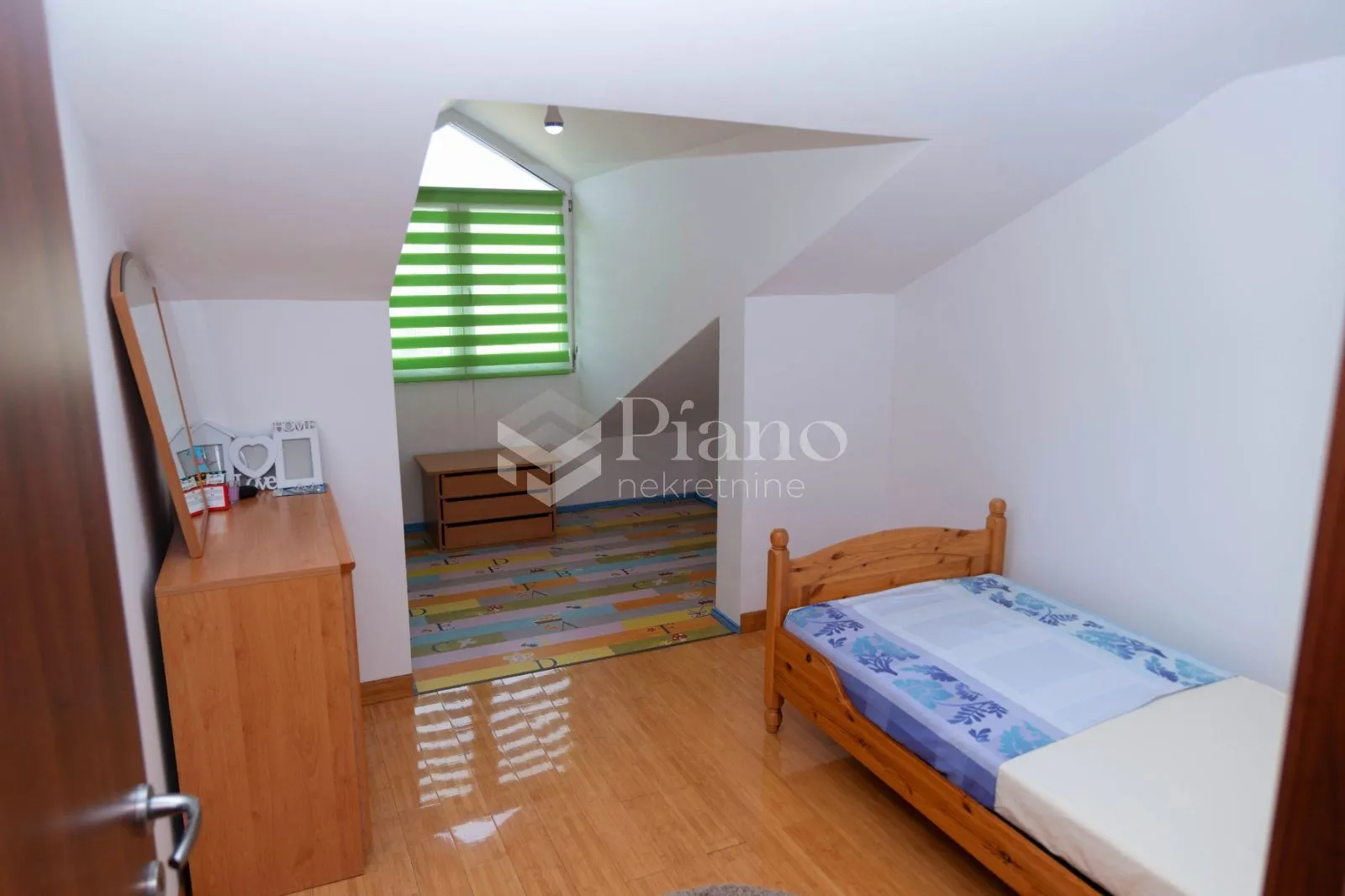 Rent, three bedroom apartment, 130m², Zabjelo, Podgorica