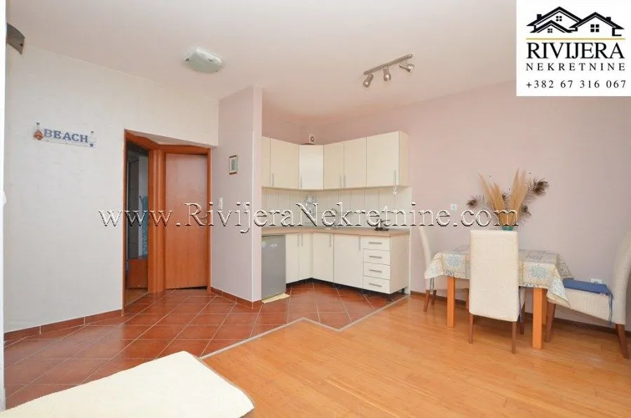 Prodaja, jednosoban stan, 43m², Centar, Herceg Novi