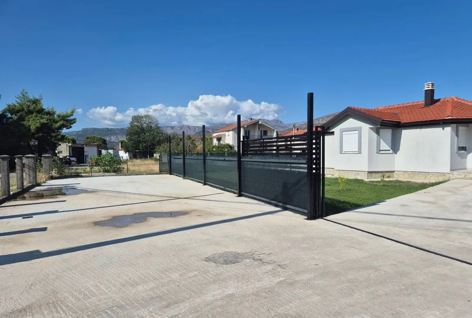 Prodaja, kuća, 170m², Zagorič, Podgorica