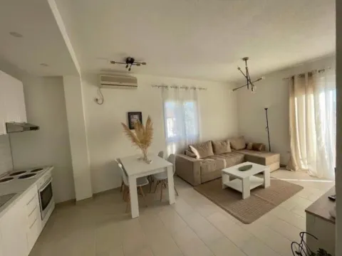 Izdavanje, jednosoban stan, 46m², Gradiošnica, Tivat - image 2