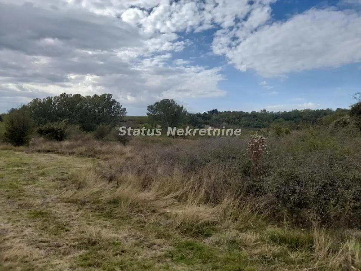Prodaja, plac, 3700m², Irig, Srbija