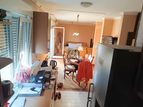 Prodaja, dvosoban stan, 96m², Stari Aerodrom, Podgorica - image 3