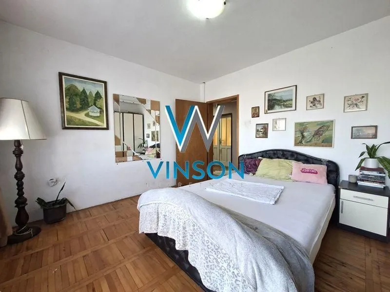 Prodaja, kuća, 470m², Sremska Kamenica, Petrovaradin