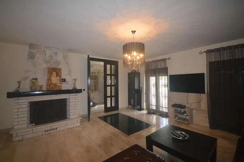 Sale, house, 230m², Stoliv, Kotor