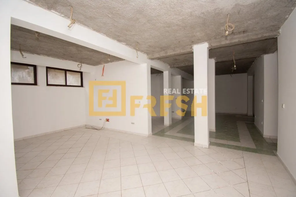 Sale, office space, 323m², Stari Aerodrom, Podgorica