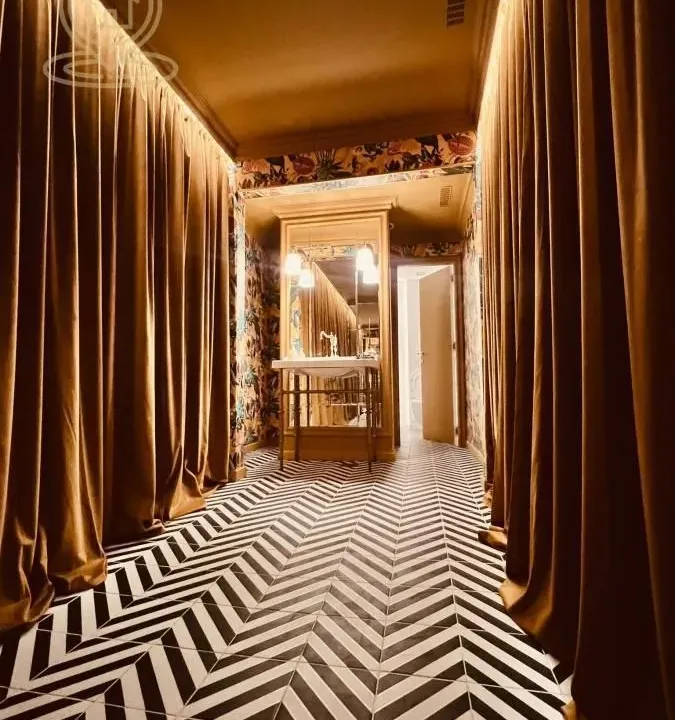 Prodaja, ugostiteljski objekat, 150m², Andrićev Venac, Beograd