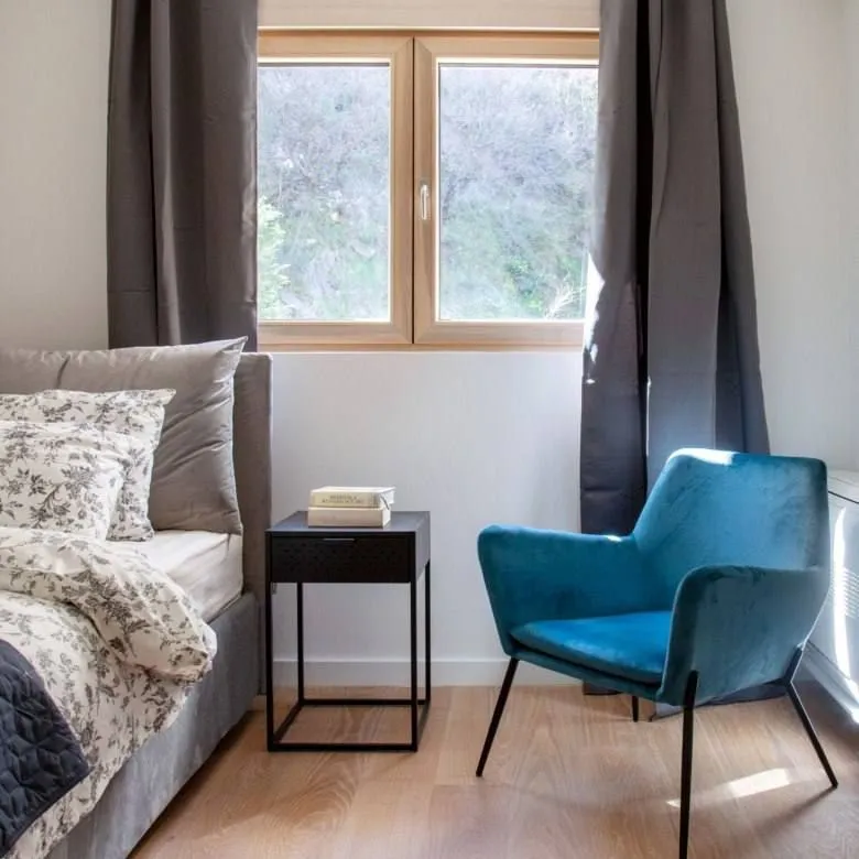 Prodaja, dvosoban stan, 73m², Centar, Kotor