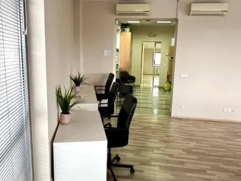 Rent, office space, 183m², Centar, Požarevac - image 9