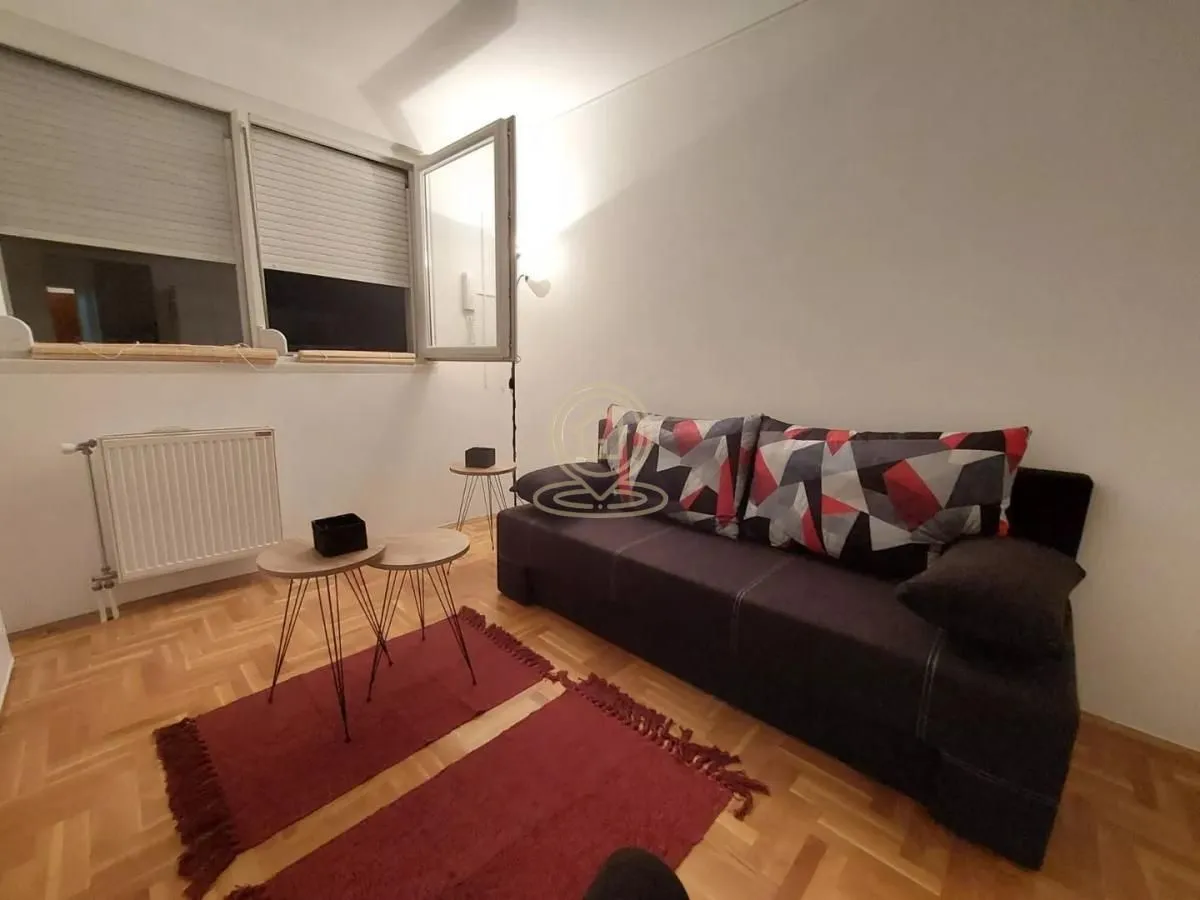 Rent, studio apartment, 25m², Bulevar Evrope, Novi Sad Sve Podlokacije