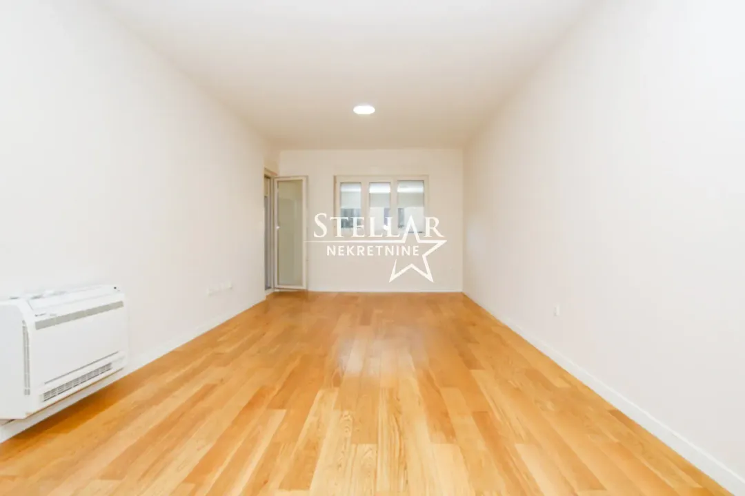 Rent, two bedroom apartment, 68m², Central Point, Podgorica