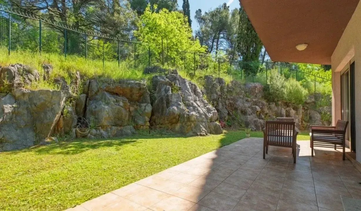 Sale, three bedroom apartment, 137m², Centar, Podgorica