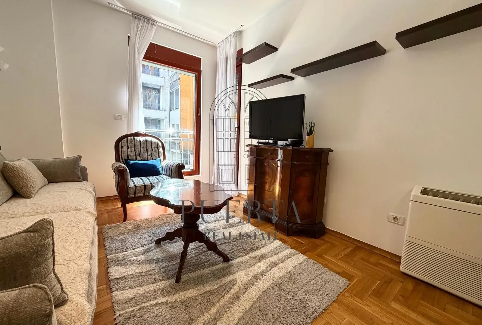 Rent, one bedroom apartment, 40m², Pobrežje, Podgorica