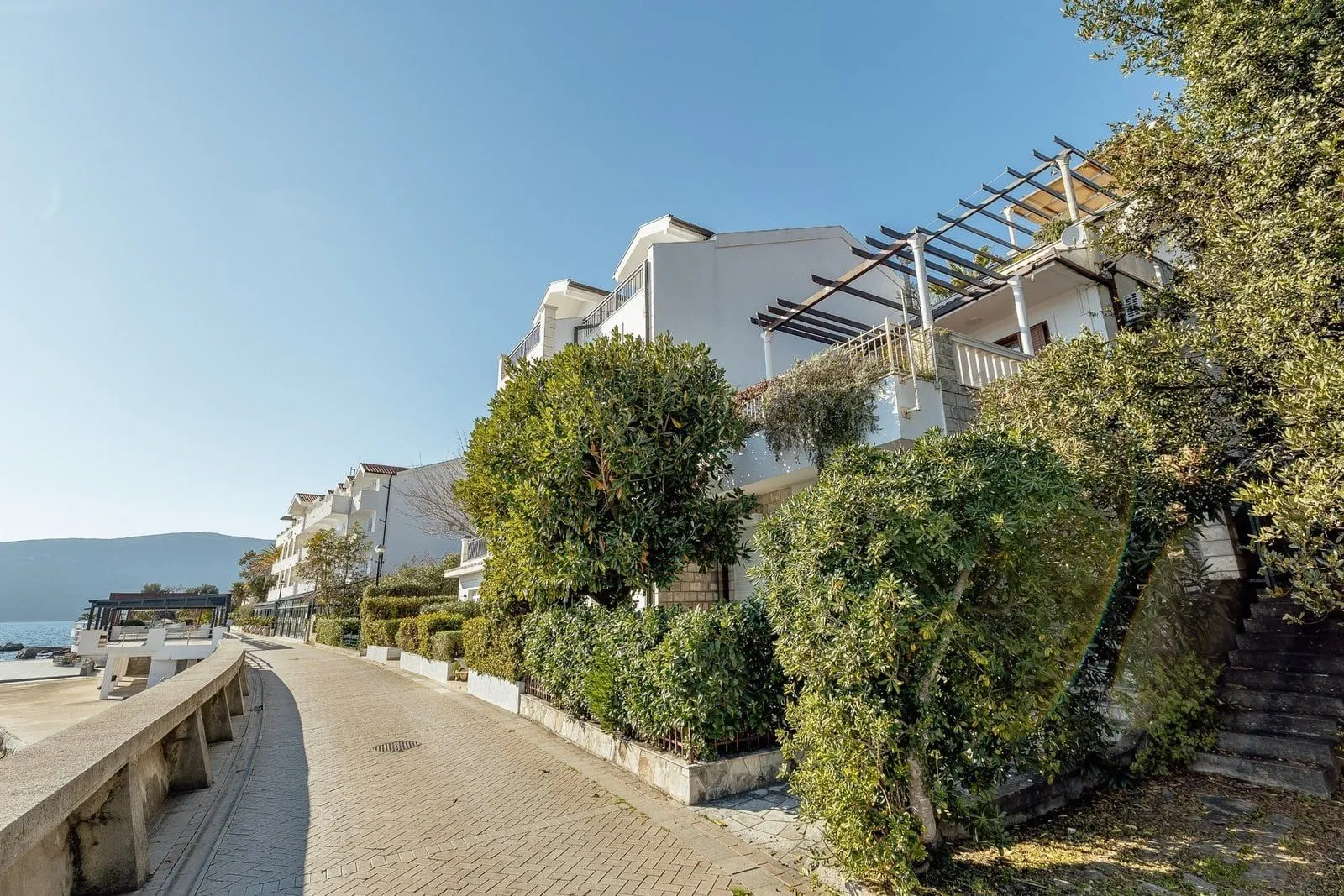 Prodaja, dvosoban stan, 130m², Savina, Herceg Novi