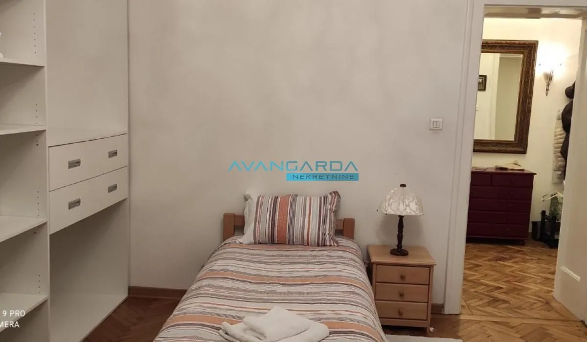 Izdavanje, stan, 144m², Palilula Sve Podlokacije, Beograd