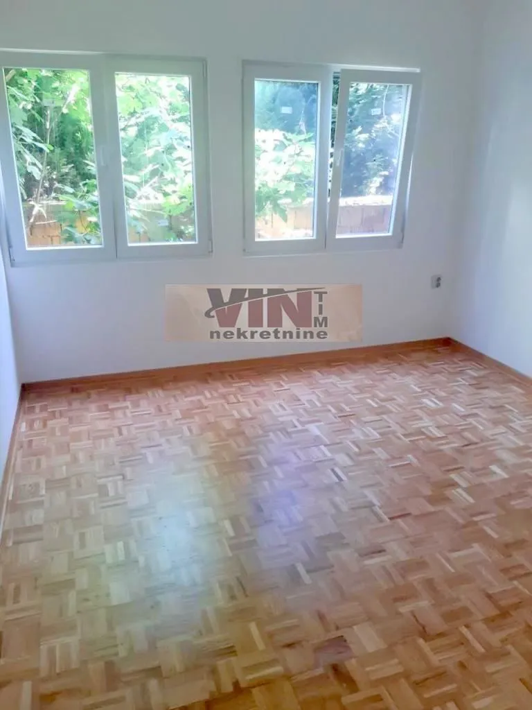 Izdavanje, dvosoban stan, 55m², Altina, Beograd