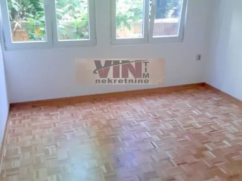 Izdavanje, dvosoban stan, 55m², Altina, Beograd