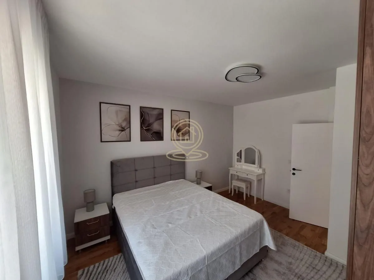 Izdavanje, trosoban stan, 90m², Lekino Brdo, Voždovac Sve Podlokacije