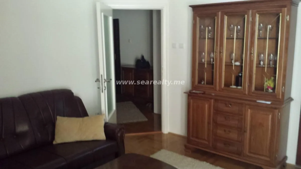 Rent, apartment, 53m², Centar, Budva