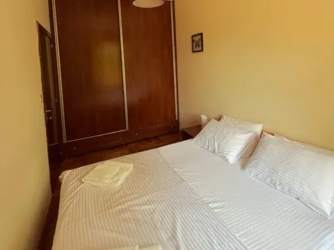 Izdavanje, jednosoban stan, 50m², Centar, Podgorica - image 6