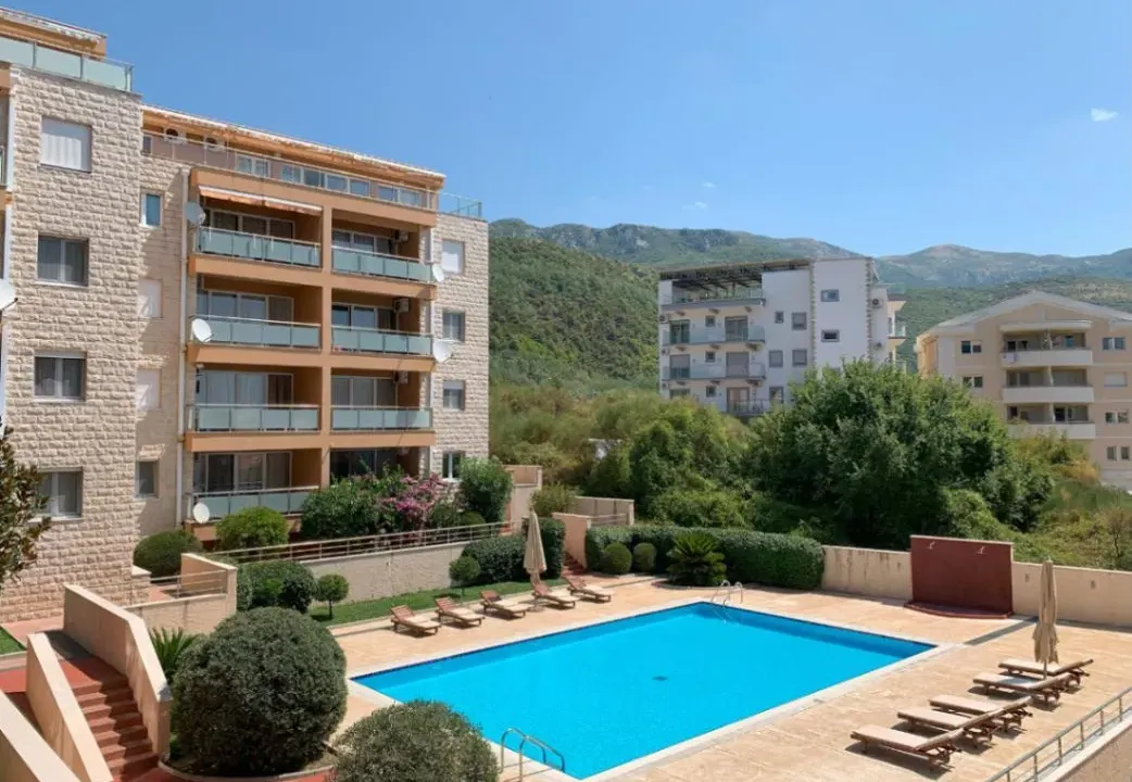 Prodaja, trosoban stan, 114m², Bečići, Budva