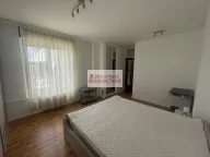 Izdavanje, četvorosoban stan, 110m², Savski Venac, Beograd - image 3