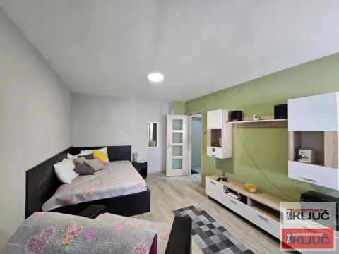 Sale, one bedroom apartment, 33m², Bulevar Oslobodjenja, Novi Sad Sve Podlokacije - image 5