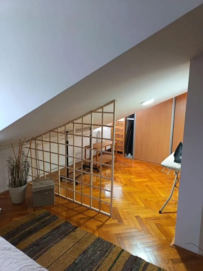 Prodaja, dvosoban stan, 61m², Cara Dušana, Novi Sad Sve Podlokacije