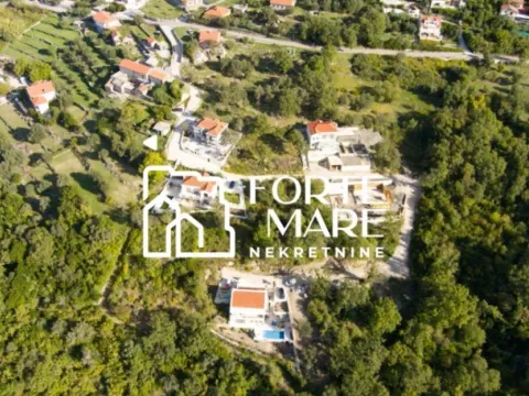 Prodaja, plac, 720m², Herceg Novi, Crna Gora - image 3