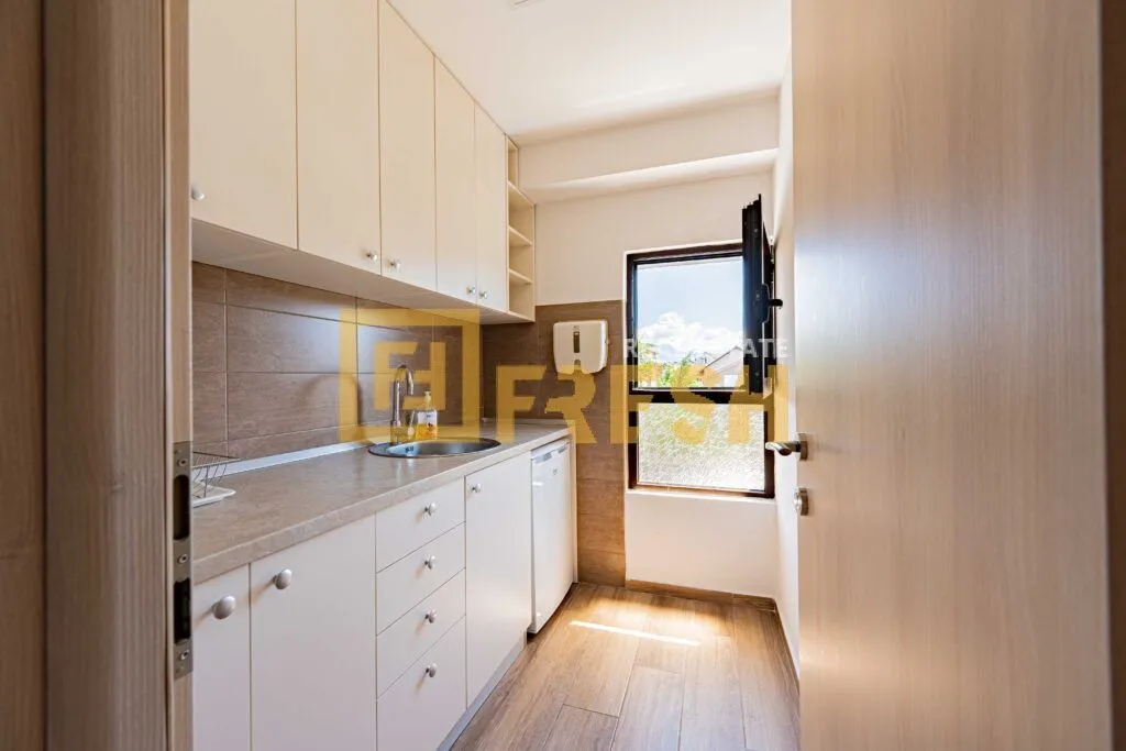 Sale, office space, 106m², Stari Aerodrom, Podgorica