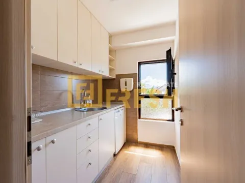 Sale, office space, 106m², Stari Aerodrom, Podgorica - image 12