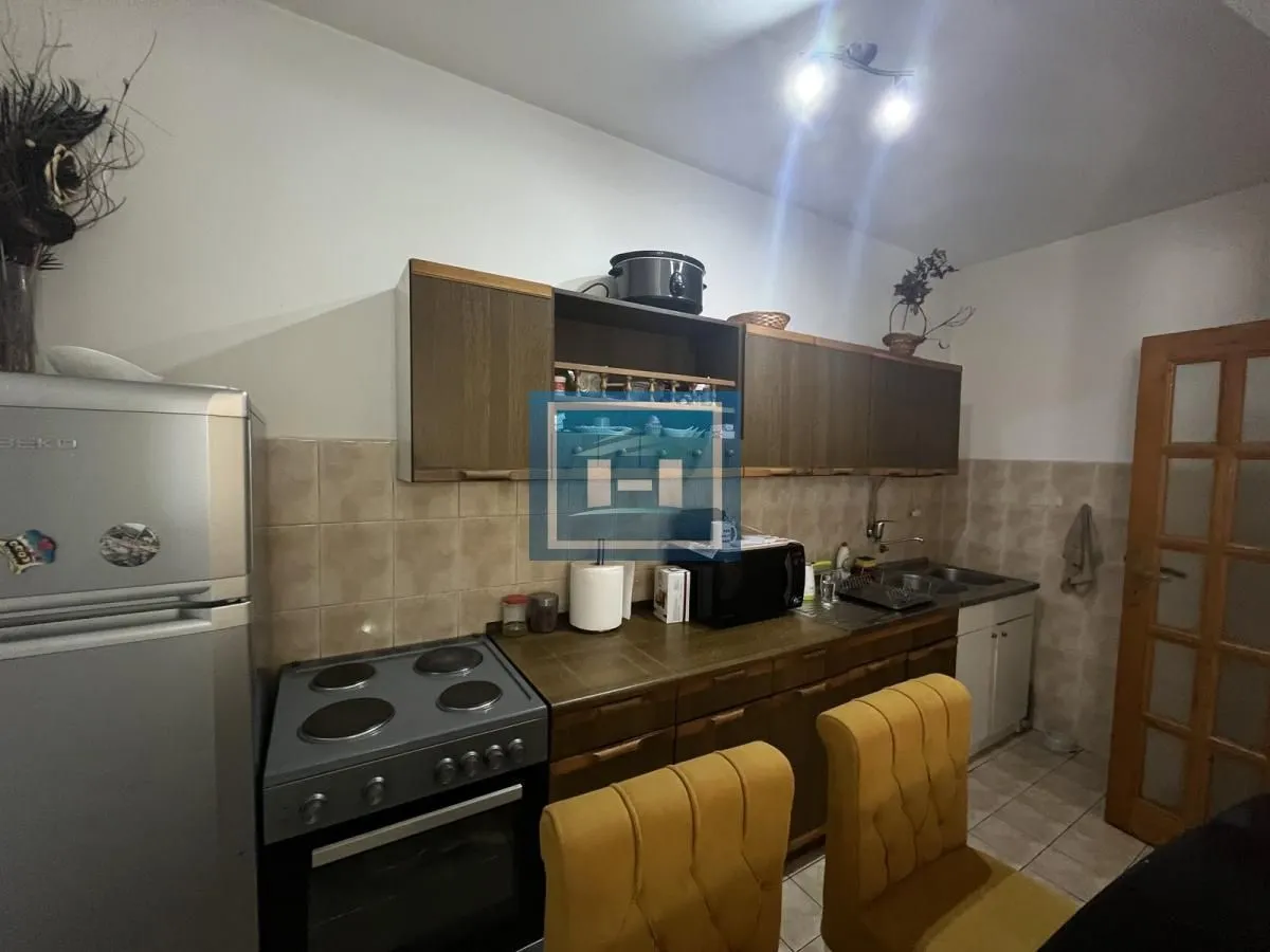 Prodaja, četvorosoban stan, 96m², Centar, Jagodina