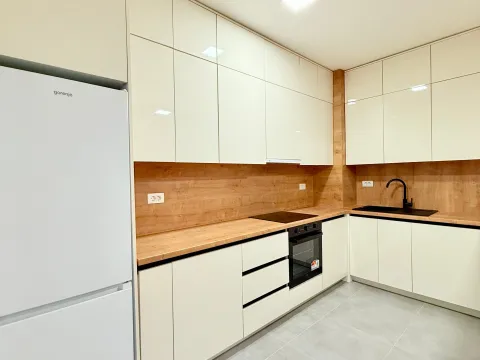 Rent, two bedroom apartment, 79m², Malo Brdo, Podgorica - image 2