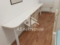 Izdavanje, trosoban stan, 77m², Vračar Sve Podlokacije, Beograd - image 26