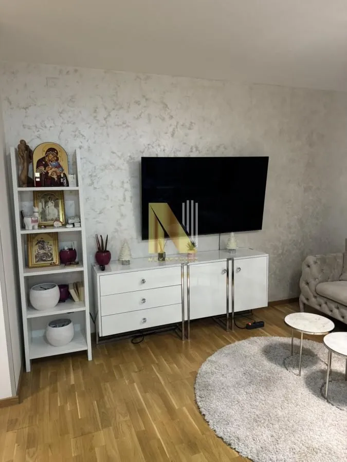 Izdavanje, trosoban stan, 63m², Telep, Novi Sad Sve Podlokacije
