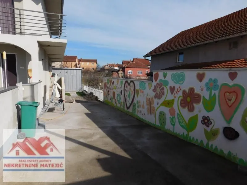 Prodaja, kuća, 250m², Ćava, Kragujevac