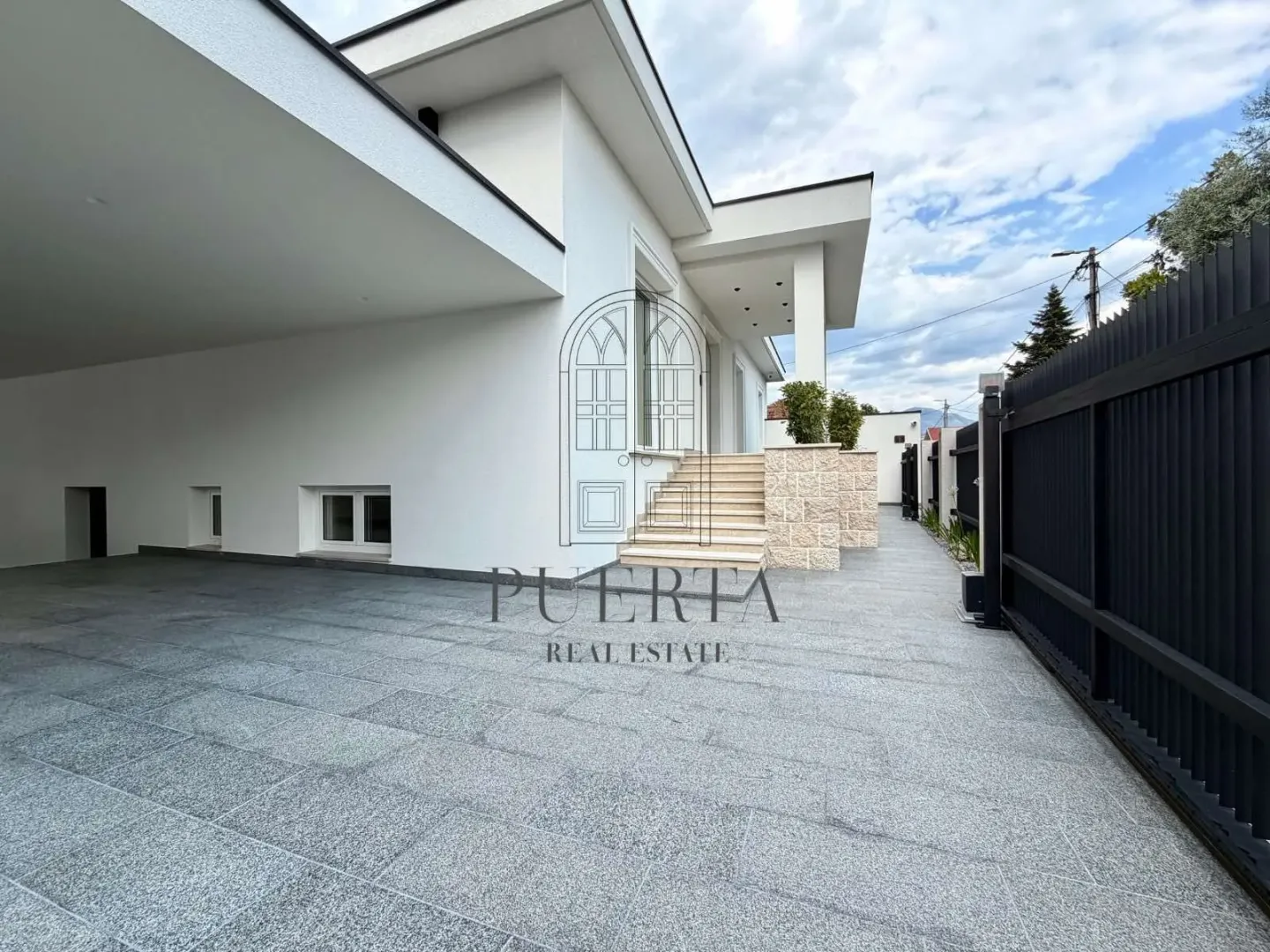 Rent, house, 130m², Ibričevina, Podgorica