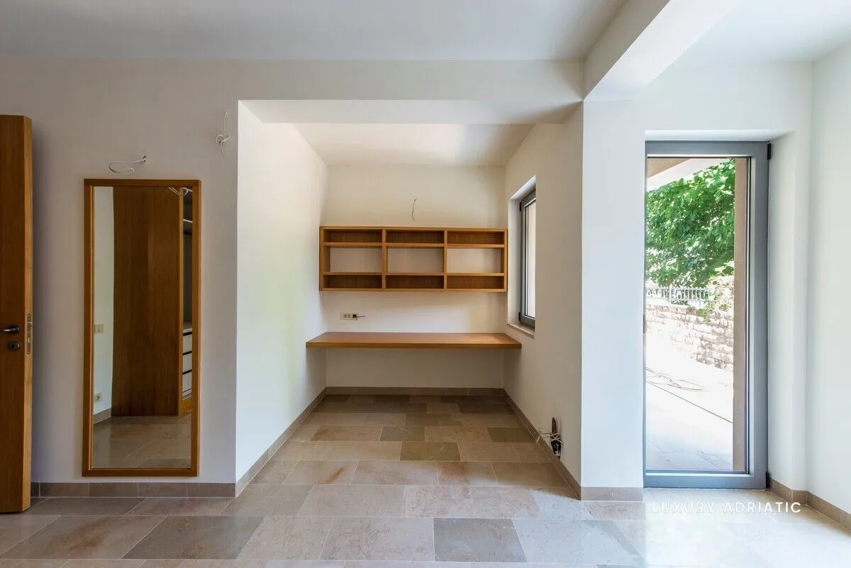 Sale, house, 510m², Kotor, Crna Gora
