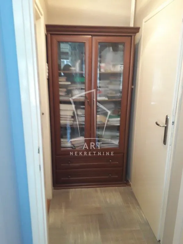 Sale, two bedroom apartment, 64m², Vračar Hram, Vračar Sve Podlokacije