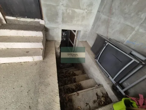 Prodaja, kuća, 300m², Tonja, Ćuprija - image 36