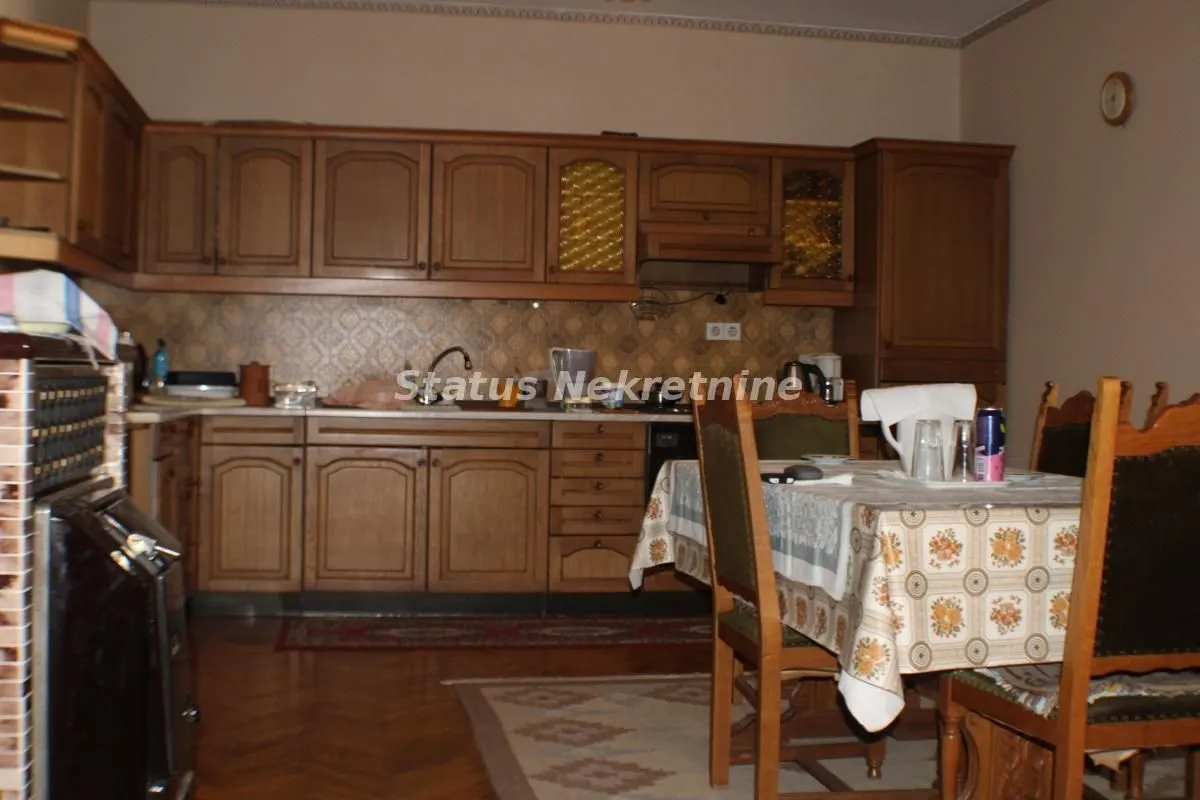 Prodaja, kuća, 372m², Bački Petrovac, Novi Sad