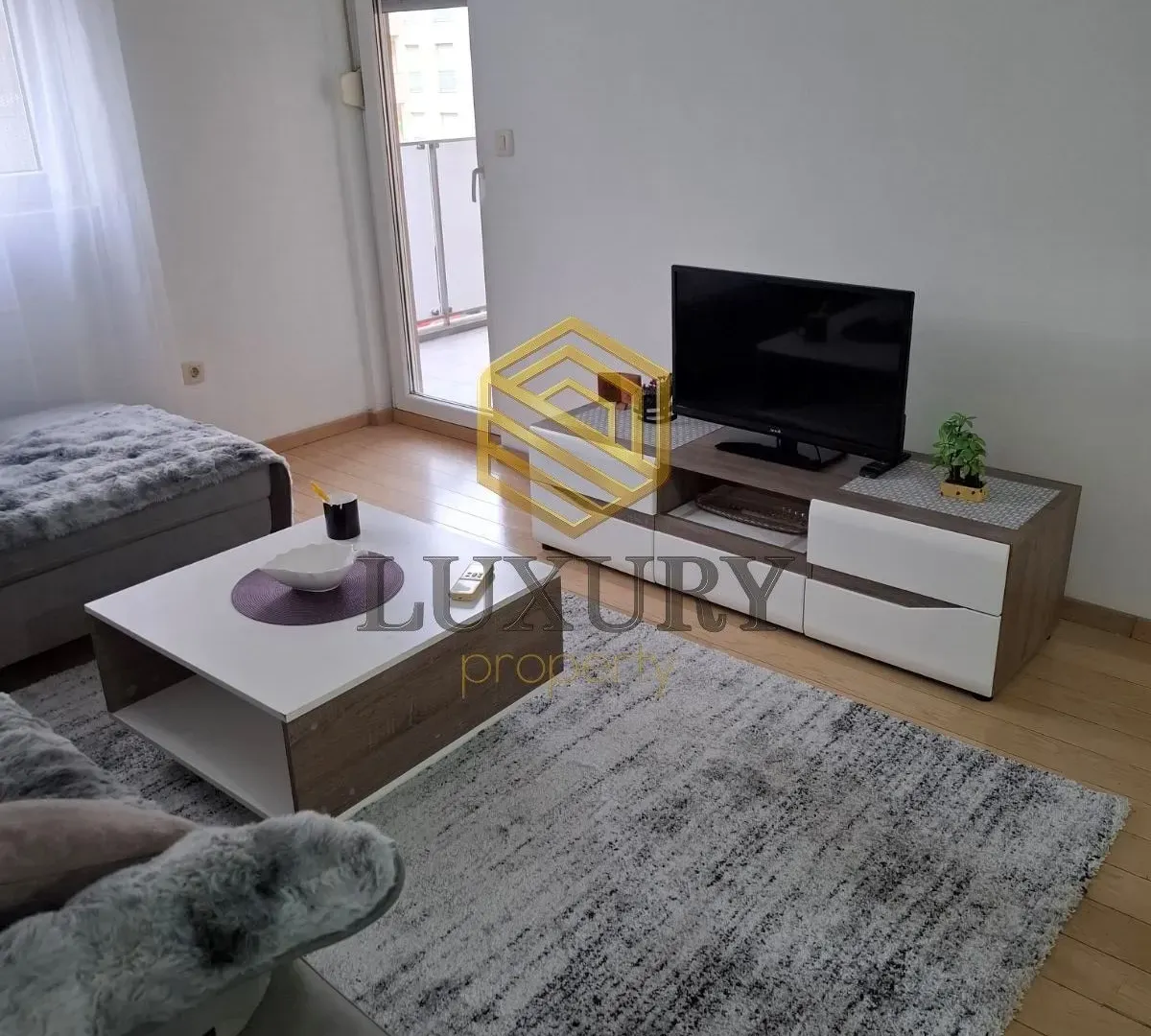 Izdavanje, jednosoban stan, 47m², City Kvart, Podgorica