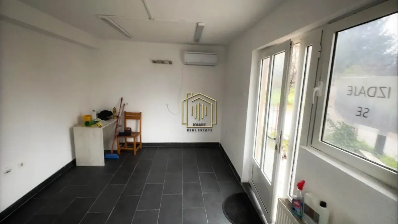 Rent, office space, 22m², Centar, Kolašin