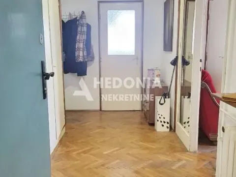 Sale, two bedroom apartment, 77m², Novi Beograd Blok 1 Fontana, Novi Beograd Sve Podlokacije - image 9