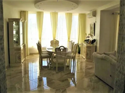 Prodaja, kuća, 420m², Kunje, Bar - image 8