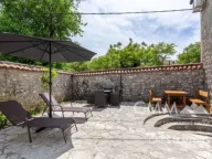 Izdavanje, kuća, 130m², Radovići, Tivat - image 9