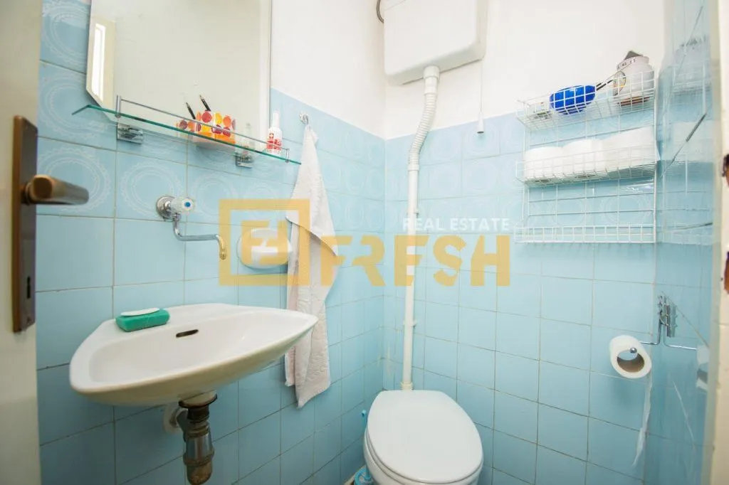 Prodaja, kuća, 120m², Gornja Gorica, Podgorica