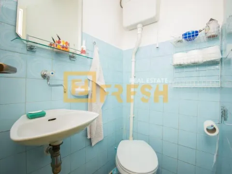 Prodaja, kuća, 120m², Gornja Gorica, Podgorica - image 14