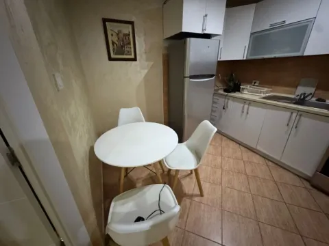 Izdavanje, jednosoban stan, 43m², City Kvart, Podgorica - image 4