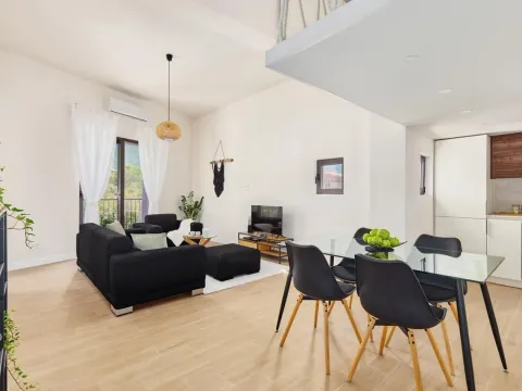 Izdavanje, trosoban stan, 80m², Mrčevac, Tivat - image 4